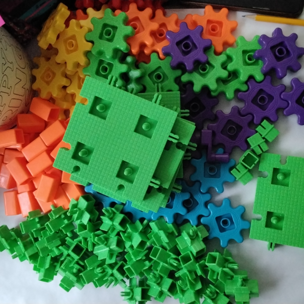 Gears building toy
